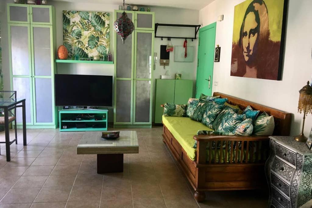 One Bedroom Penthouse อะโลรา ภายนอก รูปภาพ